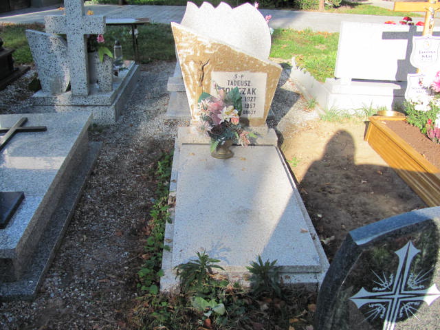 Tadeusz Tomczak 1927 Kąty Wrocławskie - Grobonet - Wyszukiwarka osób pochowanych