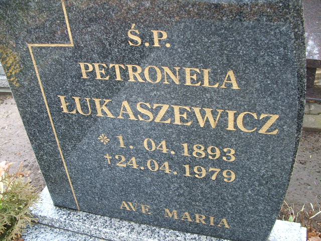 Petronela Łukaszewicz 1893 Kąty Wrocławskie - Grobonet - Wyszukiwarka osób pochowanych